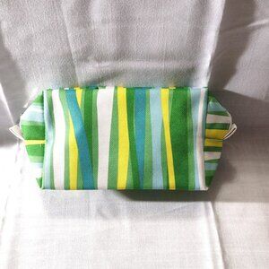 CLINIQUE COSMETIC BAG - 7"X4.25"X2.75" - 100% Polyester Shell